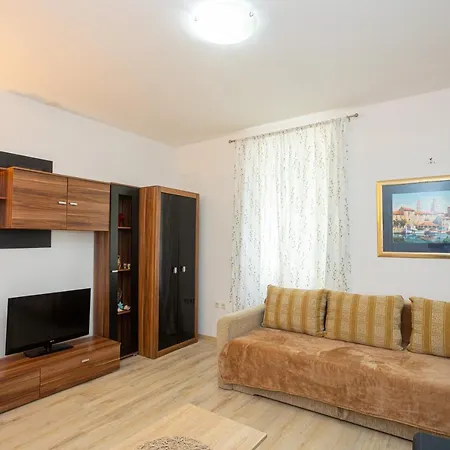 Toni Apartamento